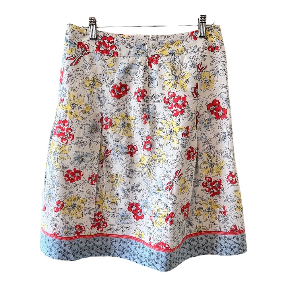 Talbots Woman’s Petites Floral Print With Dragonflies,White Swiss Dots - Picture 3 of 6